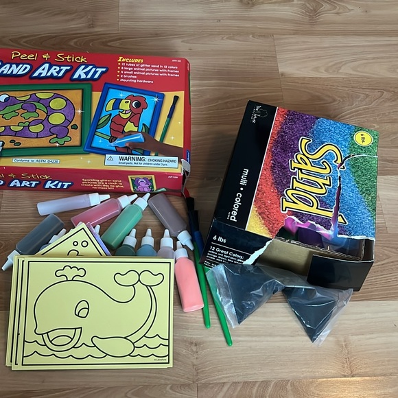 Lakeshore Sand Art Kit - Picture 5 of 16